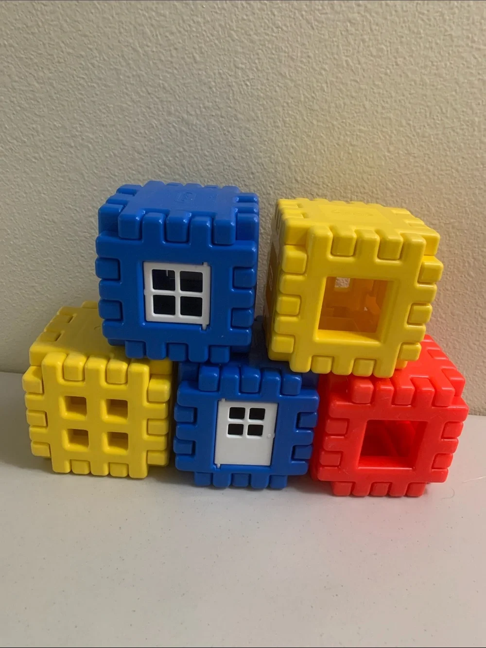 Vintage Little Tikes Wee Waffle Blocks Large 30 Piece Lot 4”X4” Red Yellow Blue